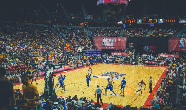 爱游戏移动官网：江苏创新体育旅游模式，计划开行球迷专列 推出高铁+球票套票服务